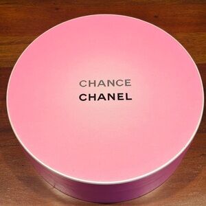 CHANEL Chance Pink Circular Box